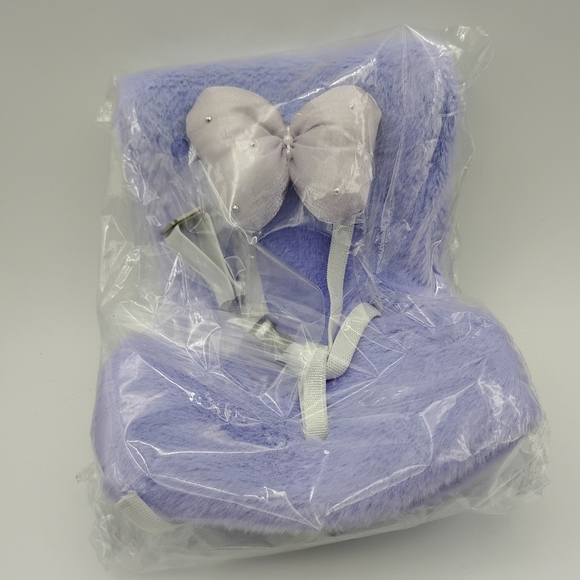 Labubu Other - Labubu Purple Fuzzy Car Seat with Rhinestone Bow